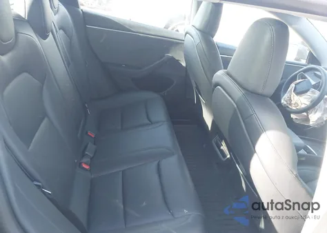 2025 Tesla Model 3 Long Range Rear-Wheel Drive/Standard z USA, uszkodzony, nr VIN 5YJ3E1EA2SF920187